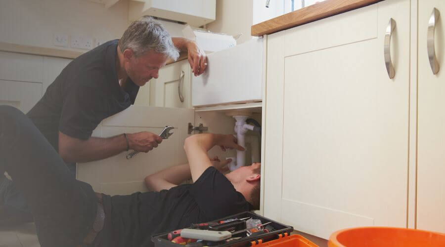 Professional burst pipe repair services in Hakalau, HI